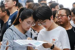 两双到手！小贾伦-杰克逊关键时刻连续单打成功 全场贡献19分10板